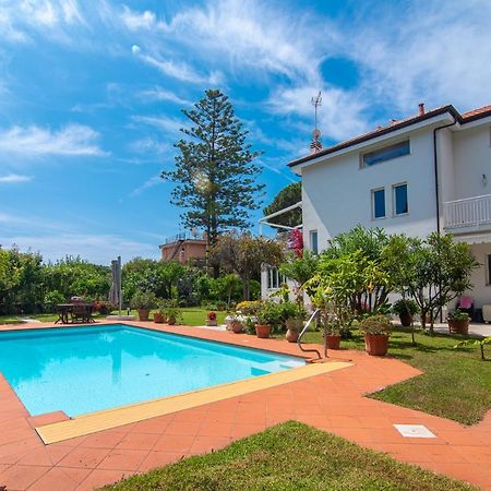 Magnificent Villa Санремо Екстер'єр фото
