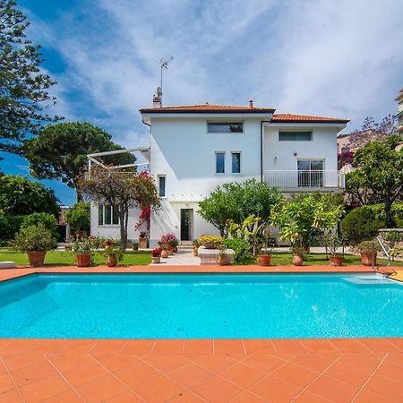 Magnificent Villa Санремо Екстер'єр фото