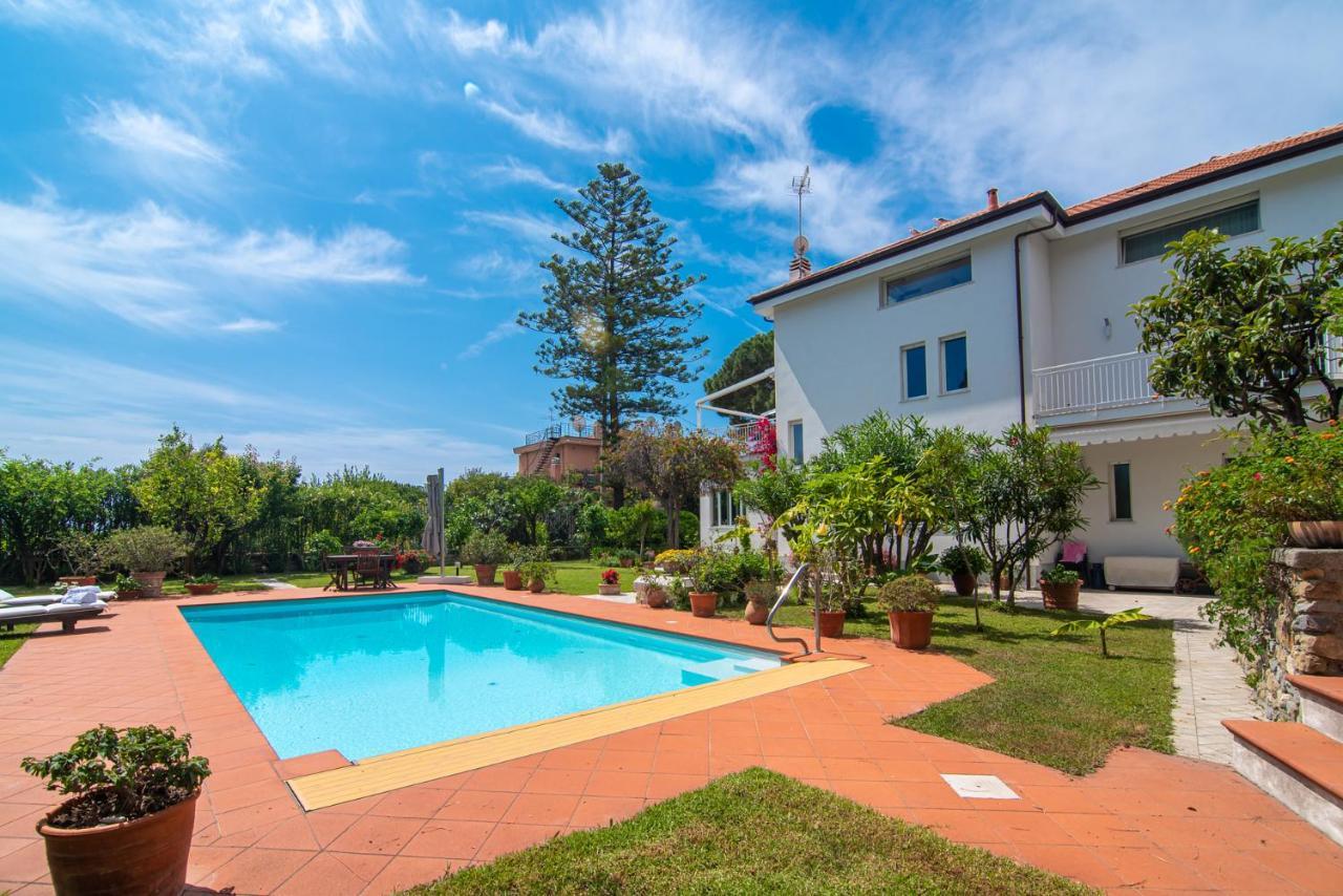 Magnificent Villa Санремо Екстер'єр фото